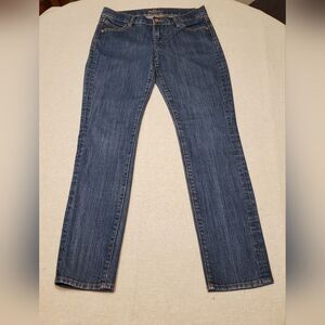 Old Navy the DIVA Jeans Size 2 Regular